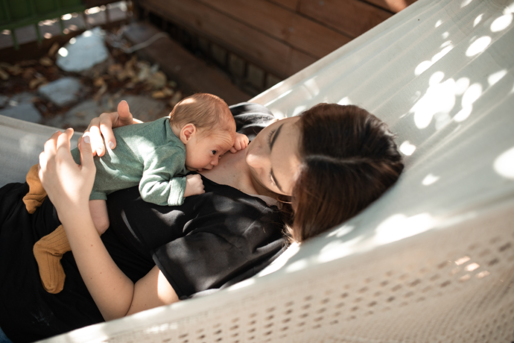 maman et son bébé